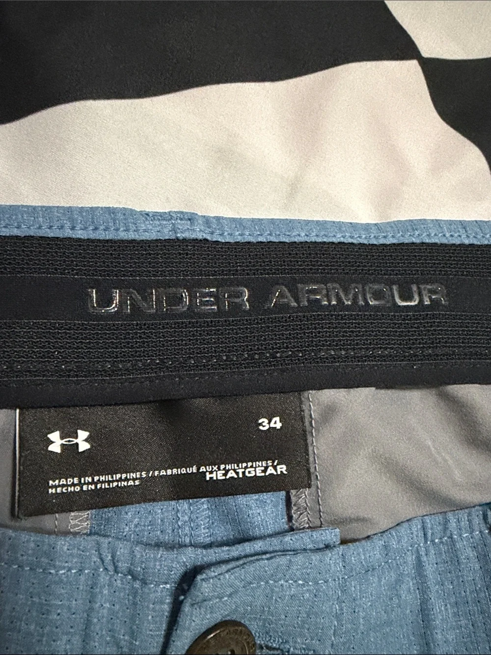 Under Armour Men’s Light Blue Flat-Front Performance Shorts like new
